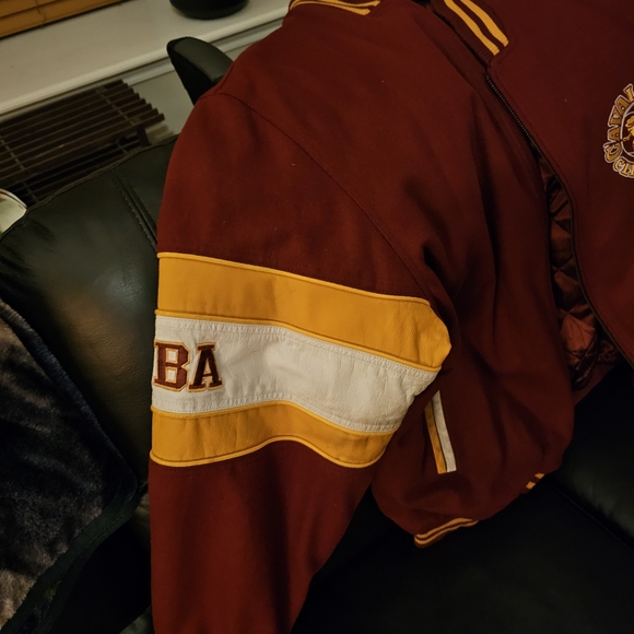 Hardwood Classic Cleveland Cavalier Throwback Varsity Jacket - Picture 3 of 8